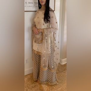 The most beautiful sharara suit!